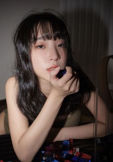 欧美狂野发型美女_HD电影完整版