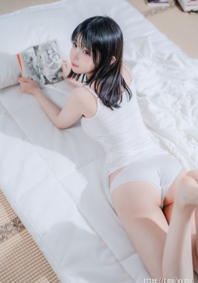 欧美湿润大屁股av_4K高清免费观看