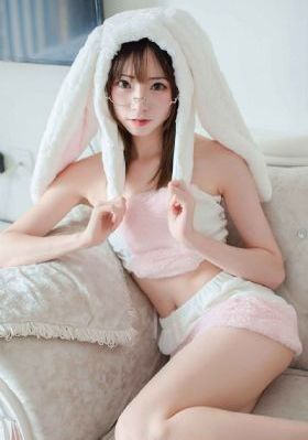 欧美爱情接吻_粤语中字在线观看