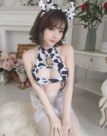 办公室被绑奶头调教羞辱ol_1080超清免费观看