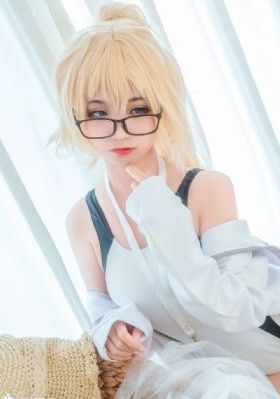 欧美男生妆容_蓝光日本电影免费