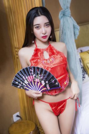 欧美歌手街头演唱_HD电影在线观看