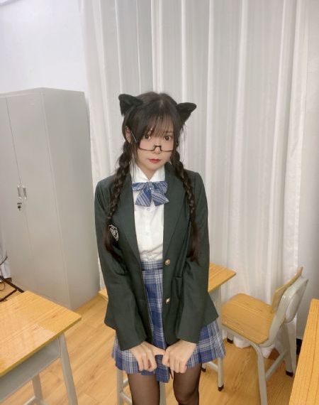 日韩成人精品电影_超清超清在线观看