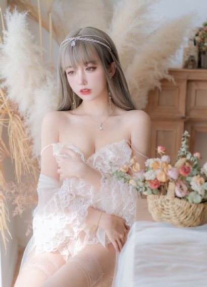 欧美好看的的人妖片_高清高清在线观看