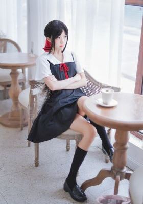 国产ps4手柄高仿_超清免费在线播放